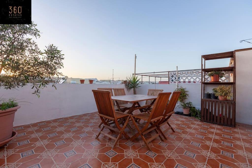 Beautiful, Typical Maltese 4Br Home With Roof Top By 360 Estates Sliema Exterior foto