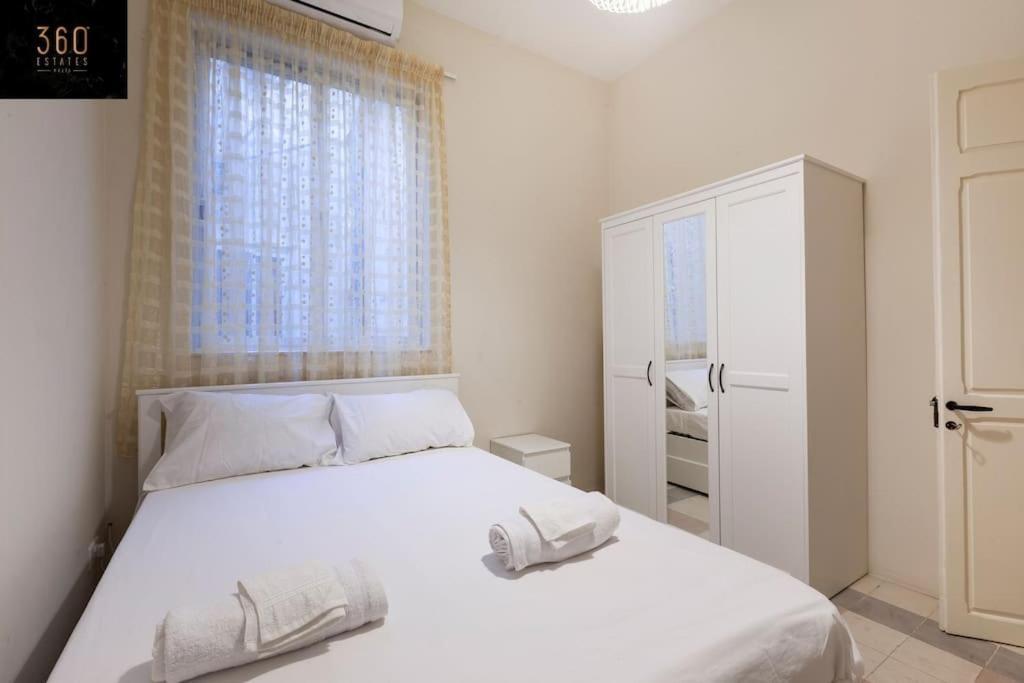 Beautiful, Typical Maltese 4Br Home With Roof Top By 360 Estates Sliema Exterior foto